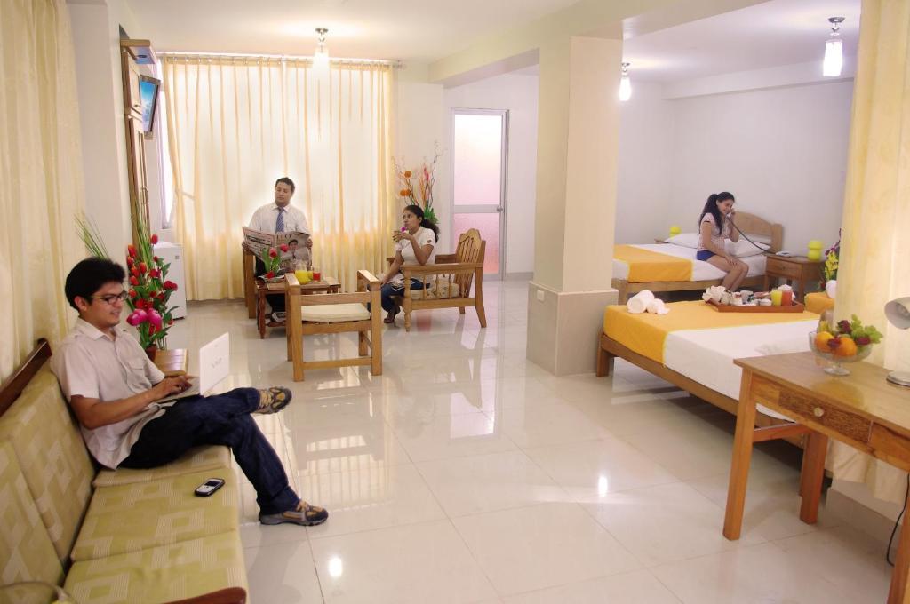 Del Castillo Plaza Hotel Pucallpa Zimmer foto